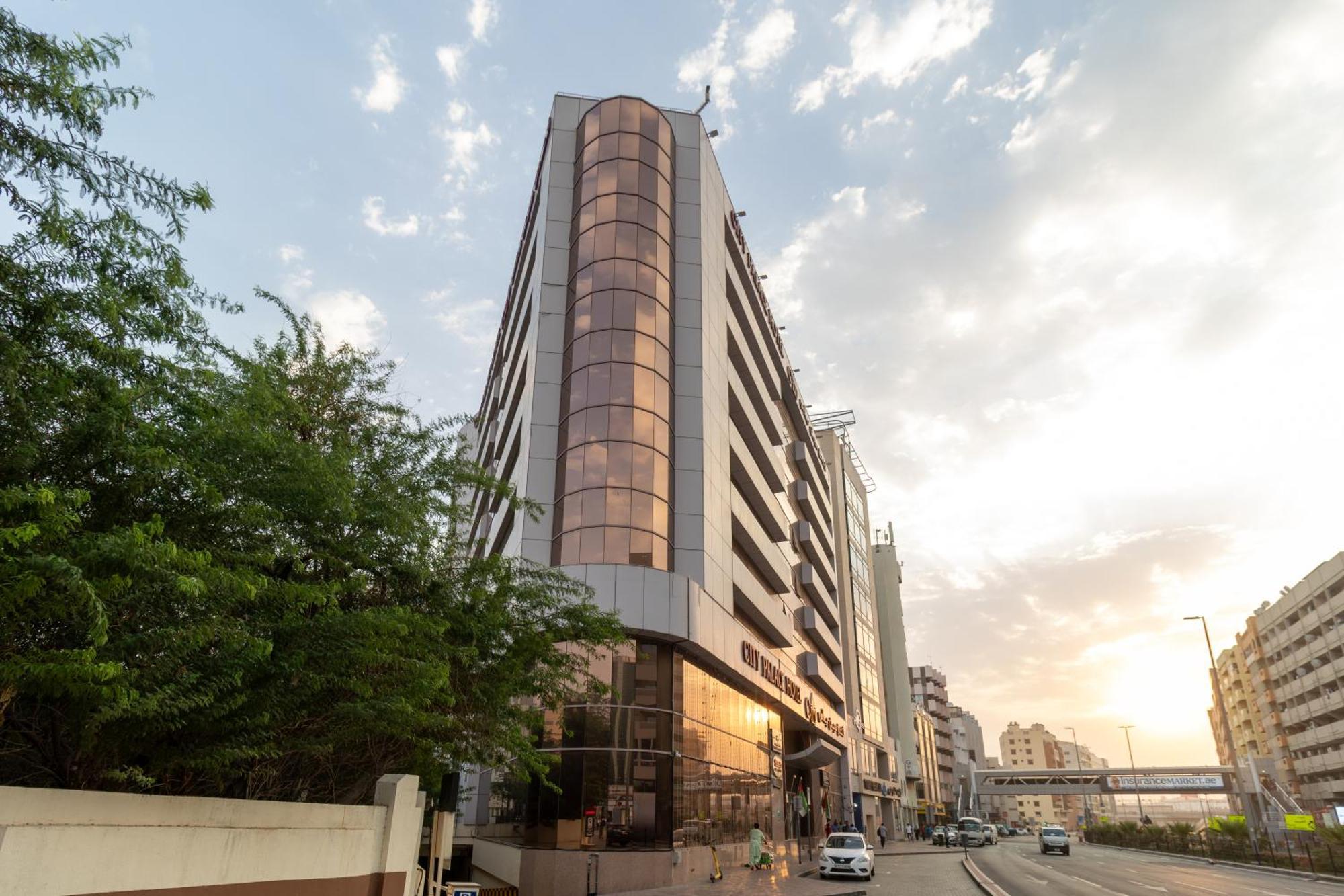 City Palace Hotel Dubai Buitenkant foto
